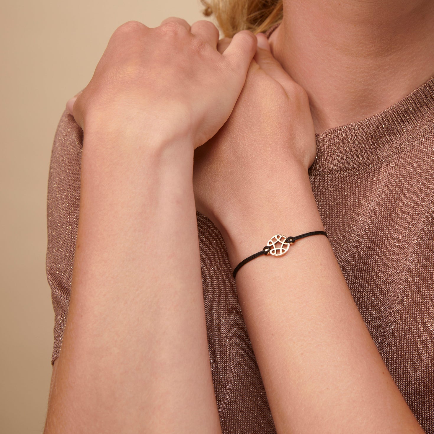 unique-id-e7a9d038-fbc4-4b5b-8b65-3428bfaaefaa