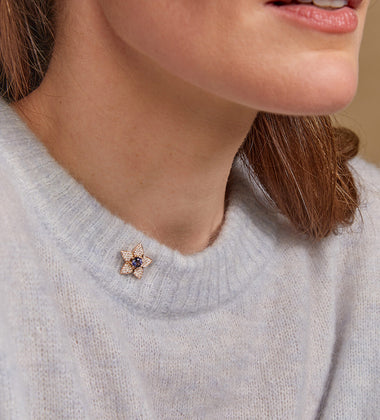 Poppy brooch