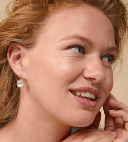 Catch earrings