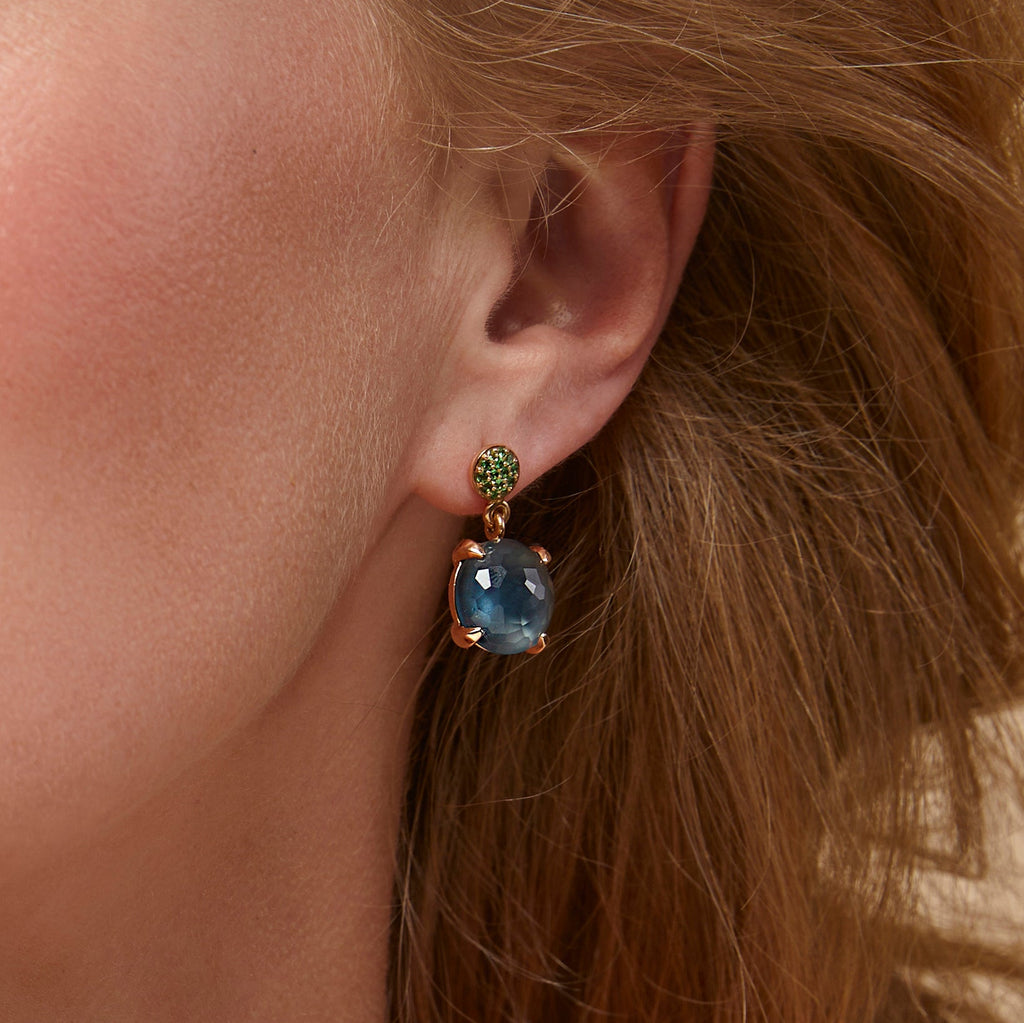 Catch earrings