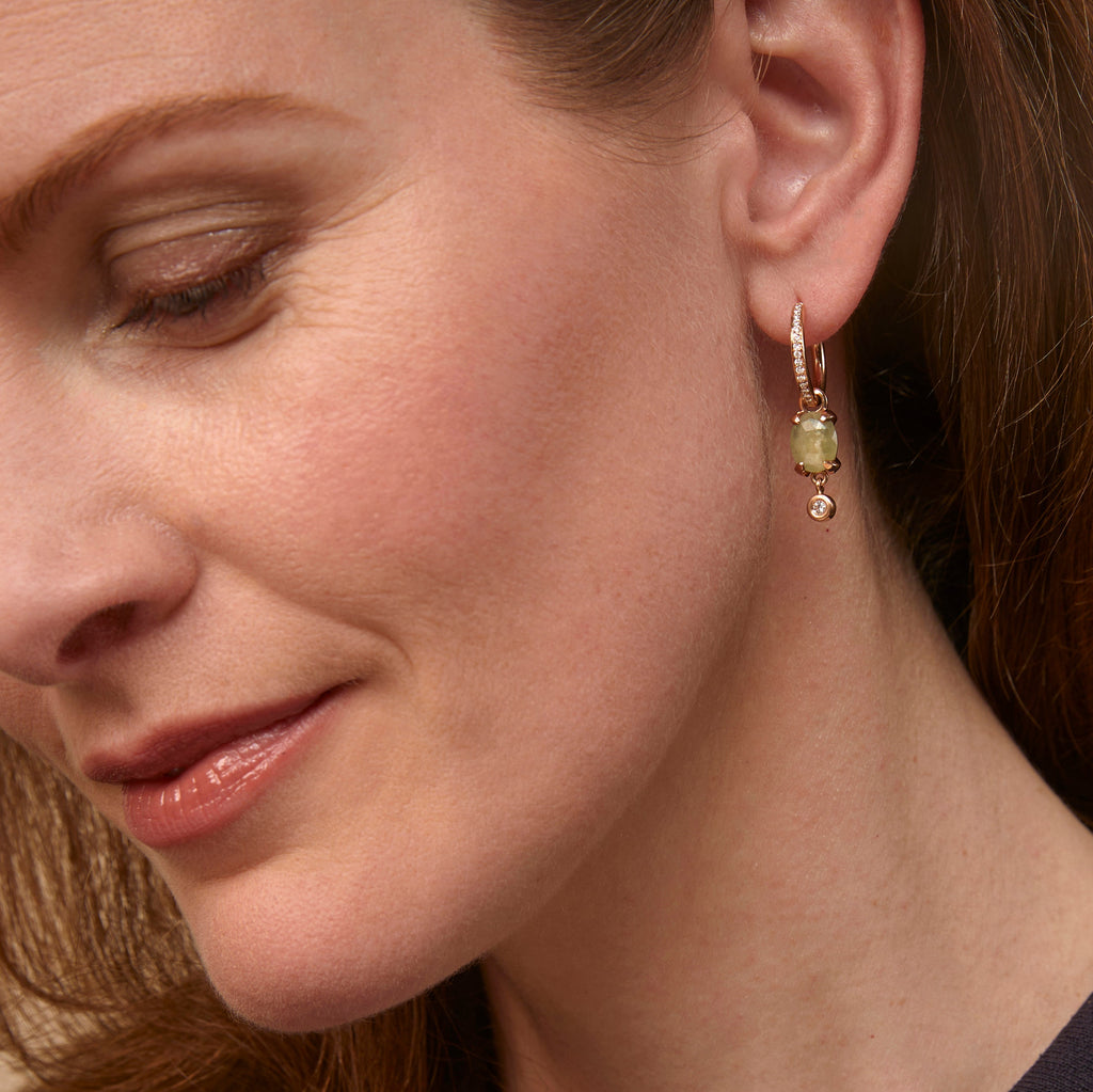 Catch single earring