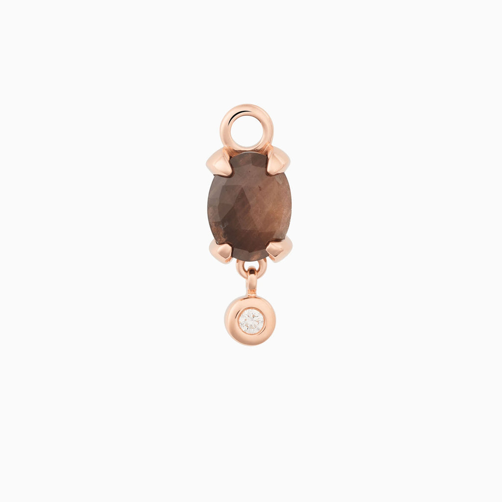 Catch single ear pendant